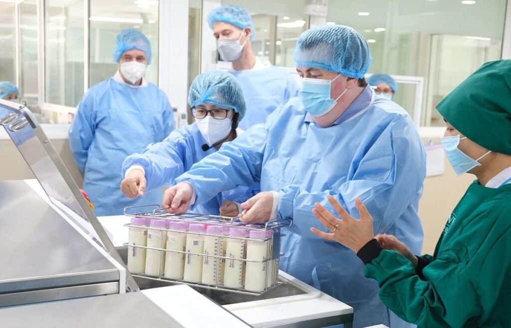 Ngân hàng sữa mẹ Việt Nam