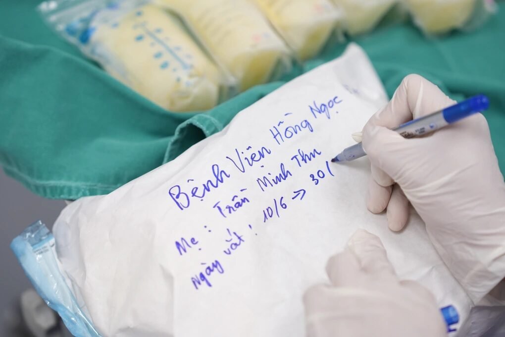 ngân hàng sữa mẹ bệnh viện hồng ngọc
